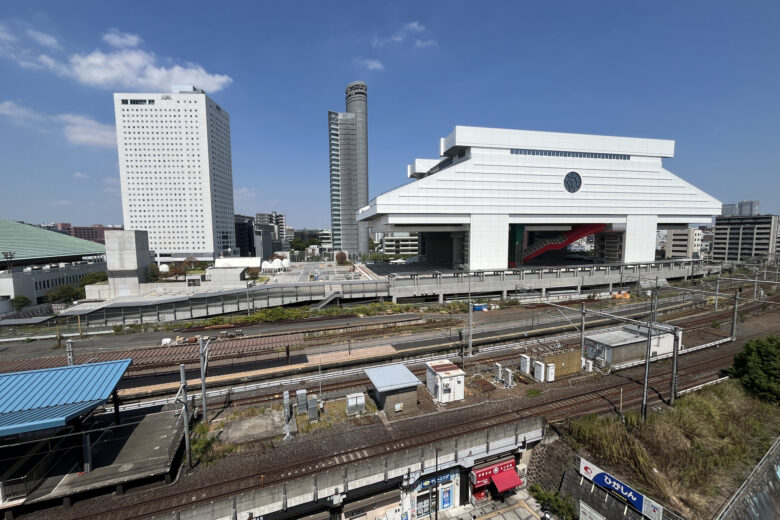 建物の共用部からは、東京江戸博物館を望むことができ、歴史情緒あふれる景色が広がります。